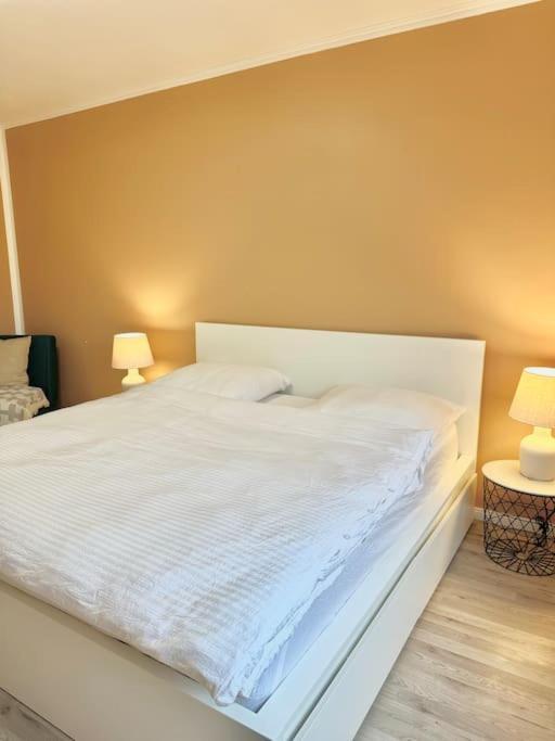 ברלין 2 Zimmer Apartment Mit Parkplatz מראה חיצוני תמונה